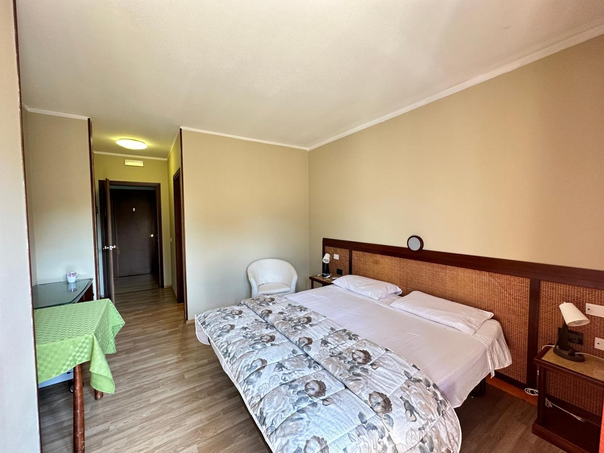 Hotel Battaglia Battaglia Terme Extérieur photo