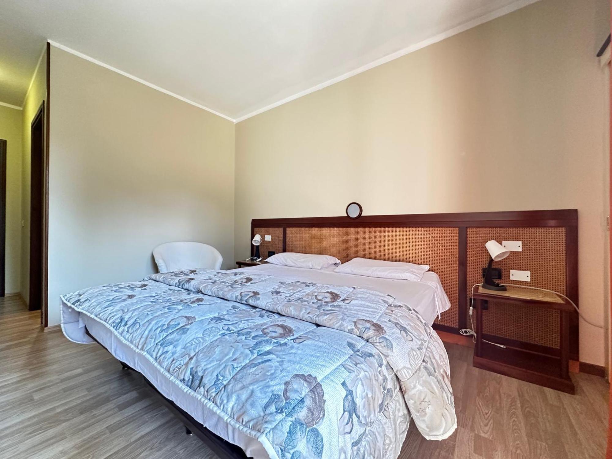 Hotel Battaglia Battaglia Terme Extérieur photo